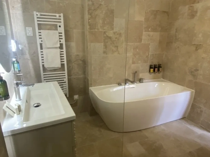 Luxury Double room with river view