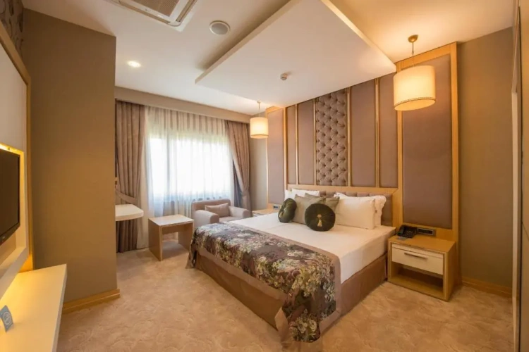 Royal Family Suite with balcony and with view
