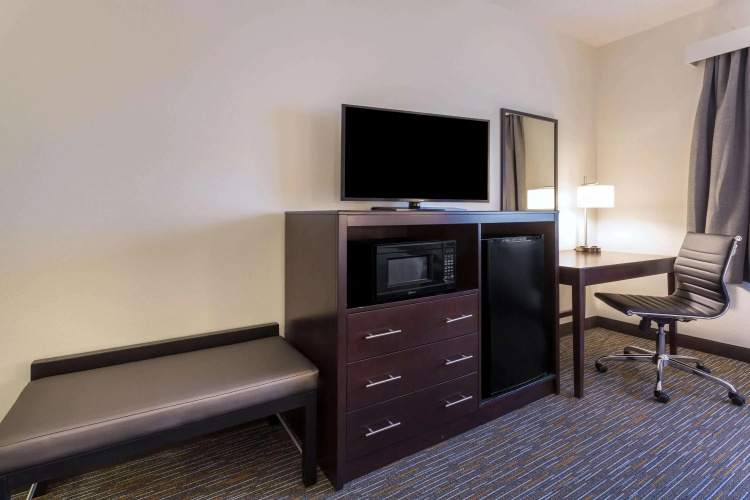 Wingate by Wyndham Gurnee