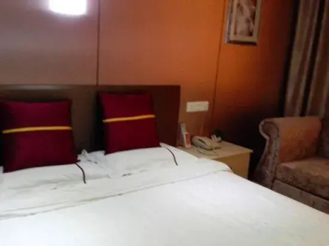 Yuyang Julong Hotel