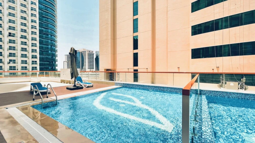 LUX - Binghatti Canal View Suite