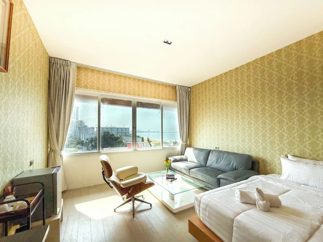 Deluxe Suite with sea view