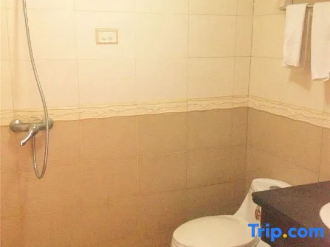 Pinghu Jiuxing Hotel
