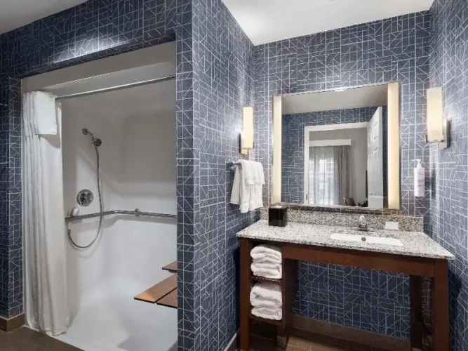 Quadruple Suite with balcony