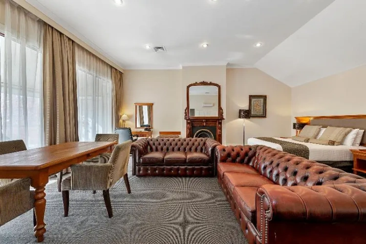 Classic Quadruple Family room