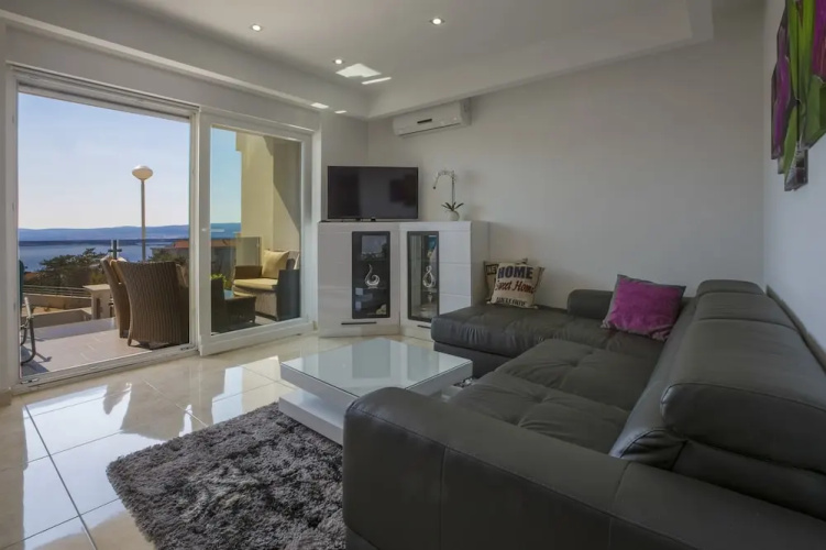 Apartment SAJO
