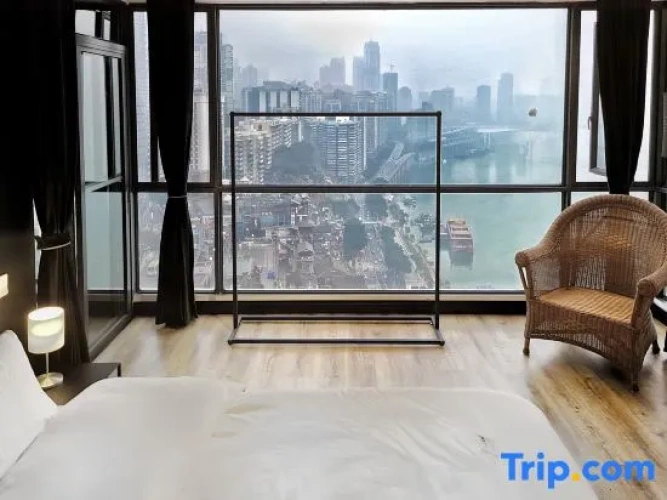 3 Bedrooms Luxury room with river view