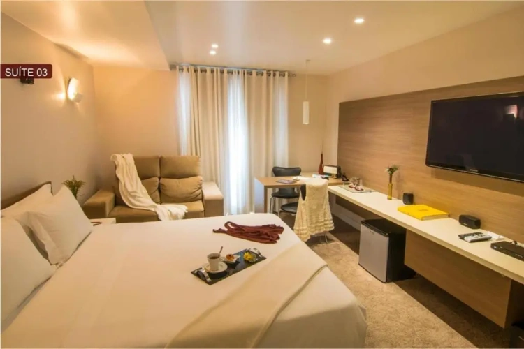 Deluxe Suite with balcony and with view