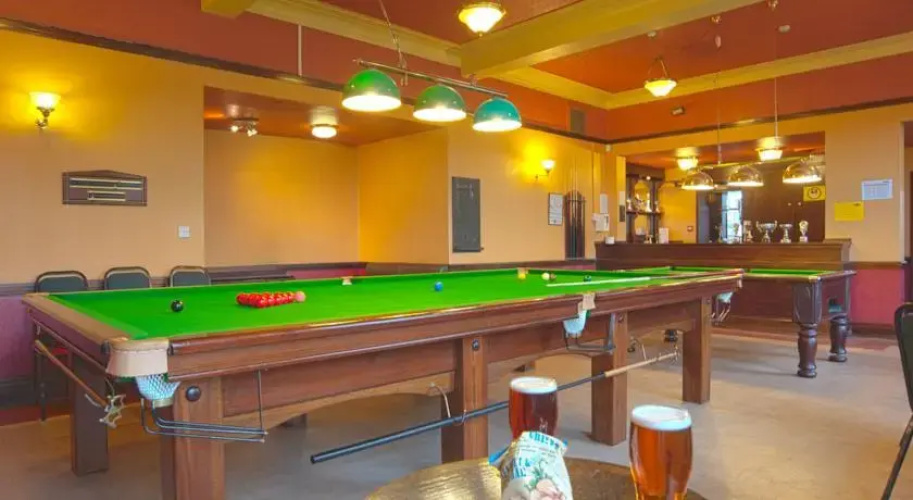 Cambridge Hotel