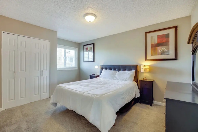Pet-friendly Condo w/ Mountain View in Monument!