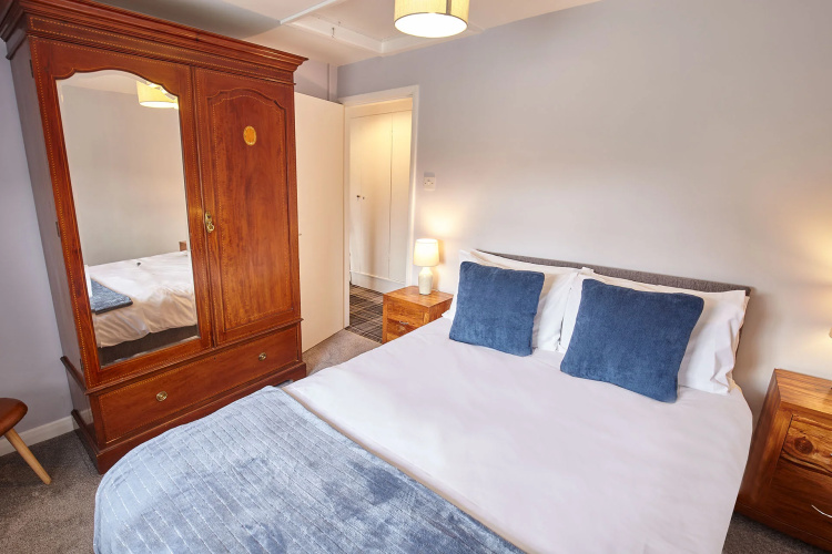 Host Stay Buckingham Square