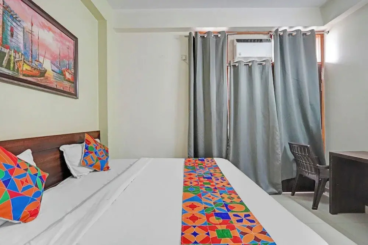 Fabhotel The Virat