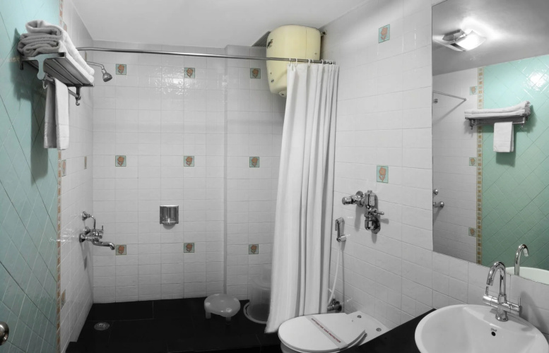 Honeymoon Inn