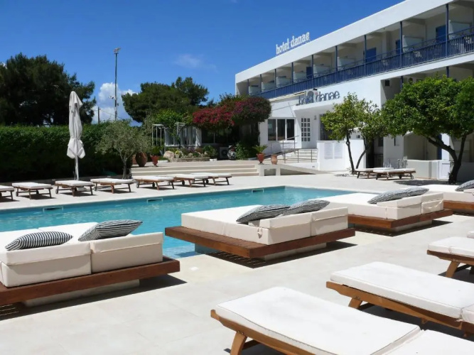 Danae Hotel