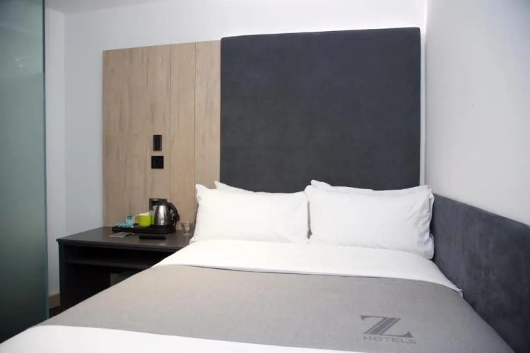 Standard Double Suite