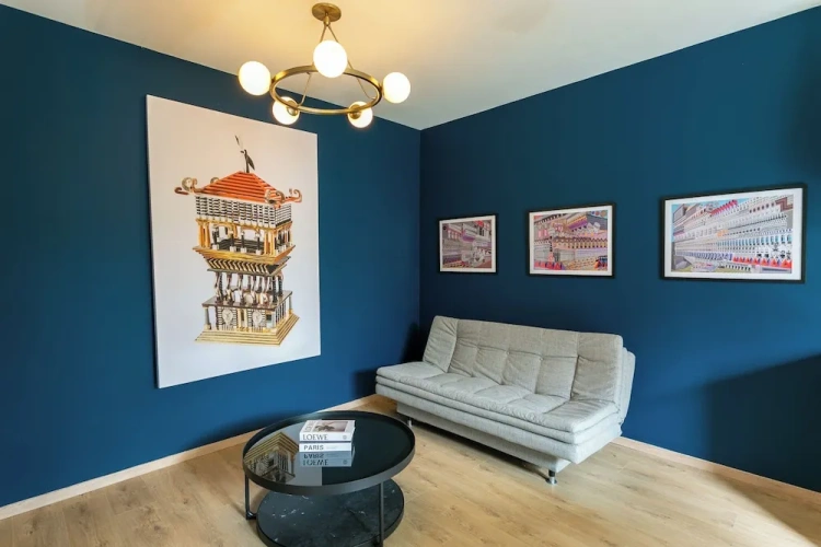 Deluxe Studio