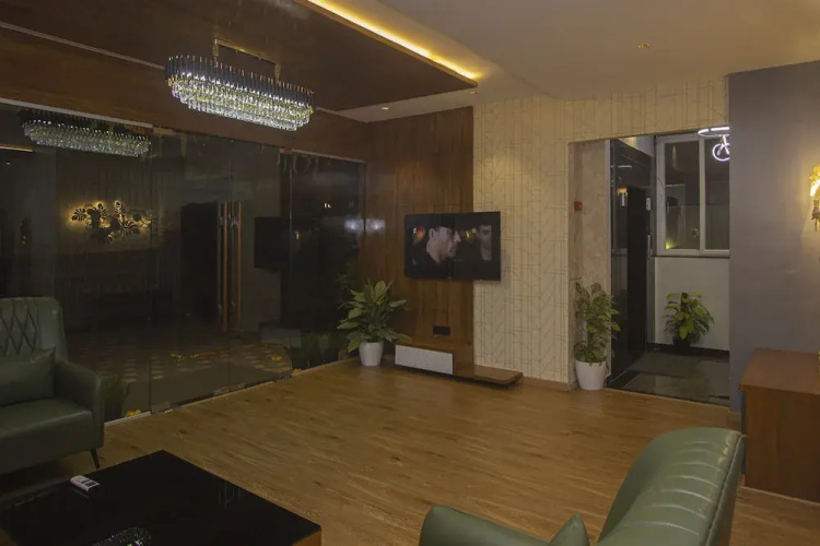 Monarch Guestline Magarpatta