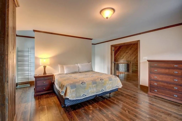 Chalet Phoenix