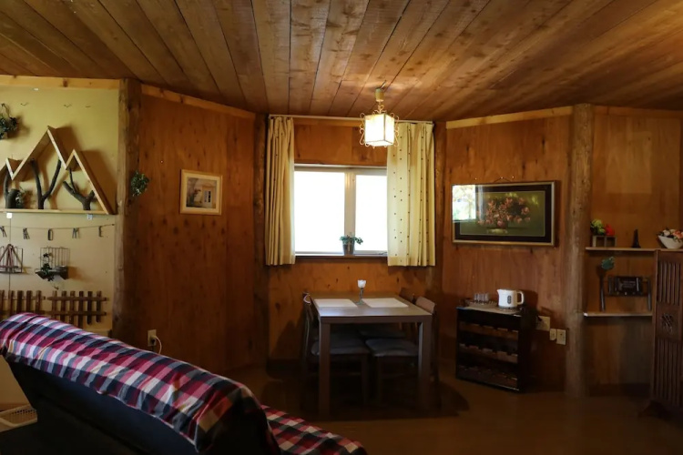 HDO Luxury Log House