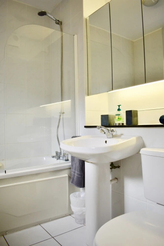 Central Dublin 1 Bedroom Apartment