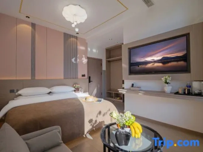 Standard Double room with garden view