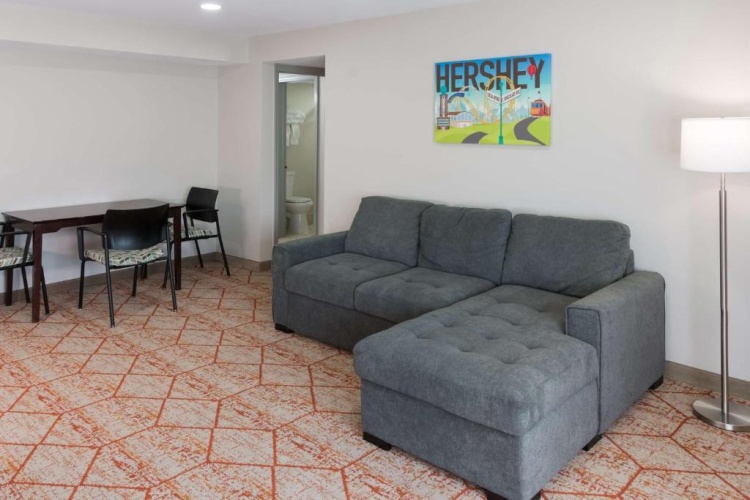 2 Bedrooms Quadruple Suite