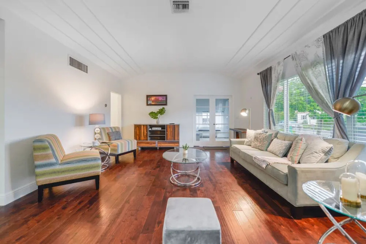 Peaceful Comfort: Comfortable Miami Home