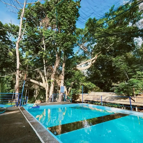 El Bosque Resort