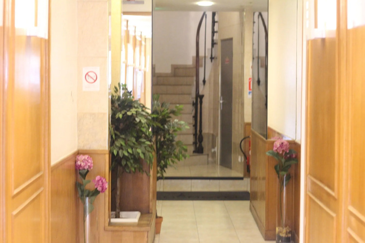 Hotel Cosmotel - Image 11