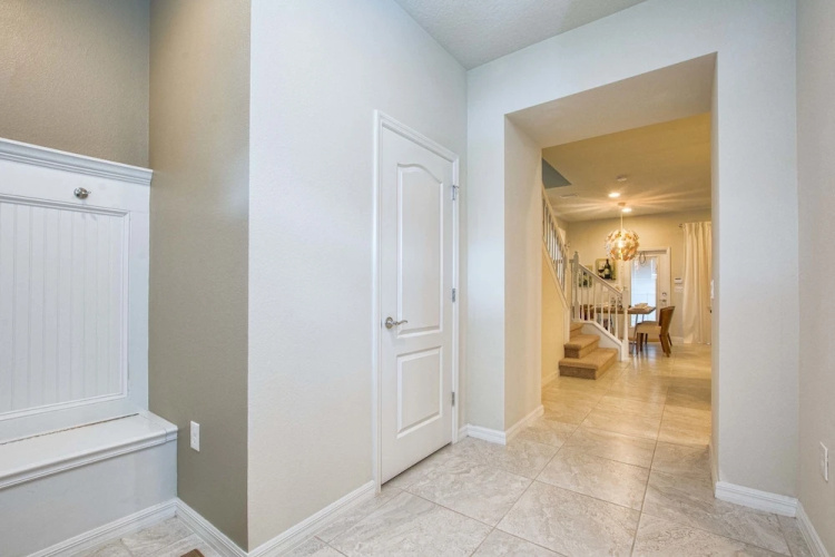 Windsor 5 Bed Townhouse w Splashpool - 3808WW