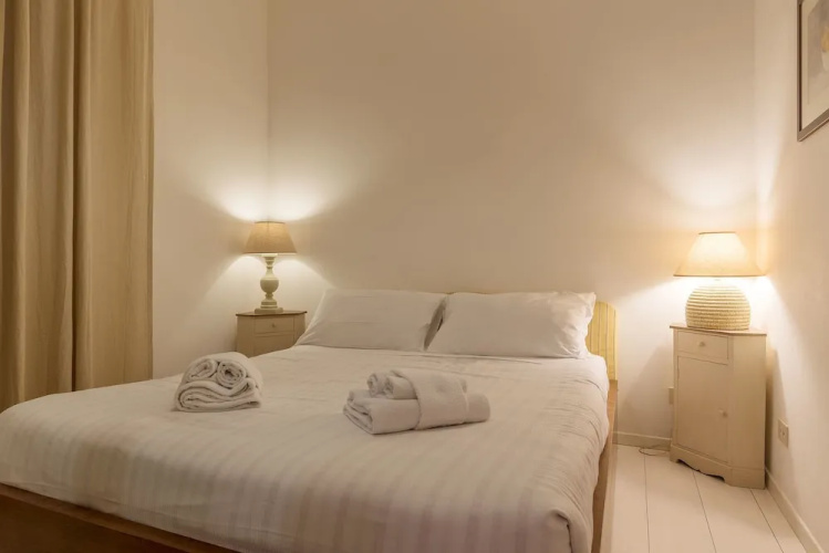 Indipendent Access Apartment in Largo Orbitelli - Ac/wi-fi