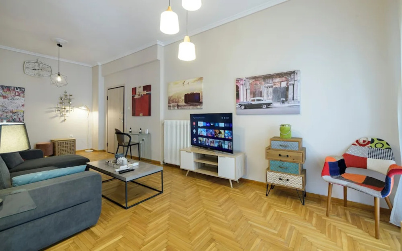 Cosy 2BR flat - metro station & hospital