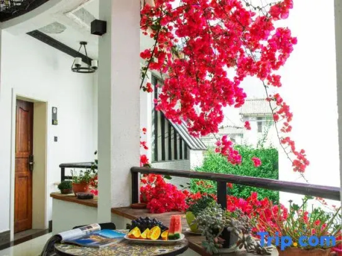 Dali Ziqing Courtyard Inn