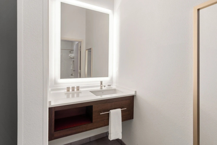 Holiday Inn & Suites Bothell