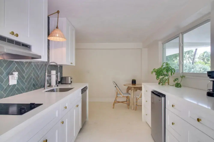 Walk to Beach: Tavernier Apartment w/ Patio!