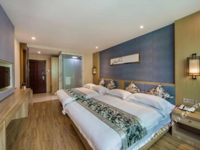 Weiwei Hotel