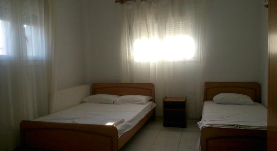 Dimitris Rooms
