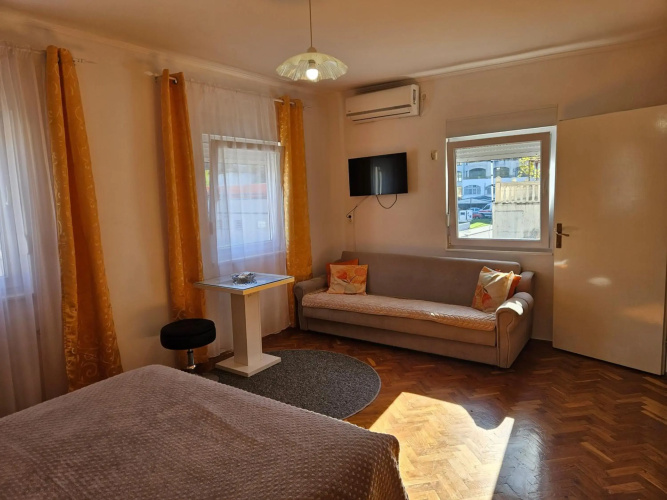 Apartman Nena 201