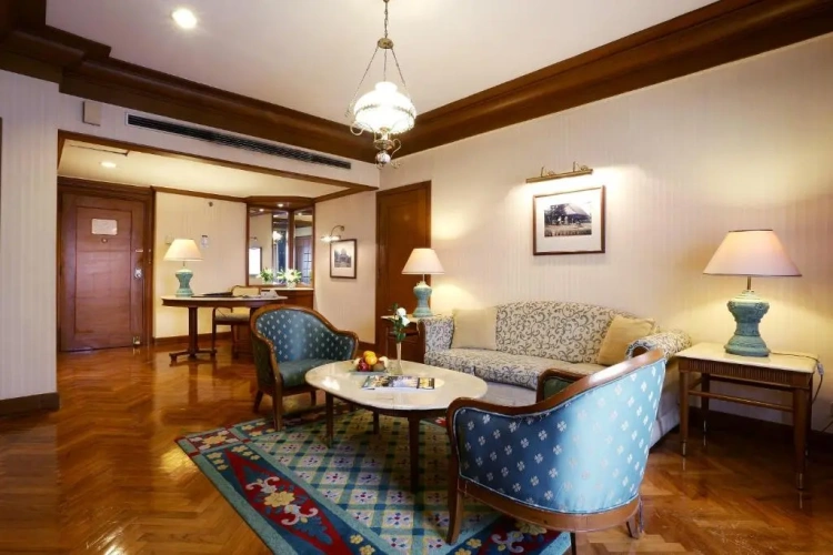 Executive Suite