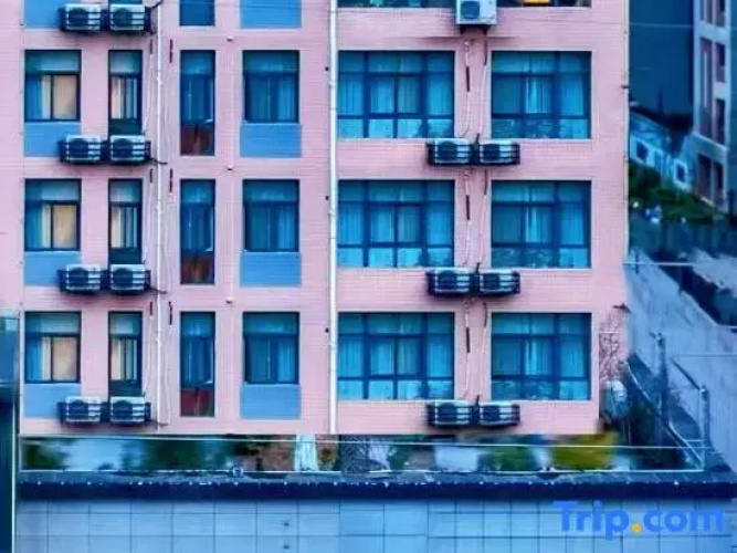 HanTing Hotel (Sanmenxia South Railway Station)