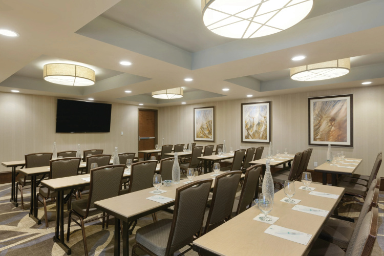 Embassy Suites by Hilton Saratoga Springs photo 19