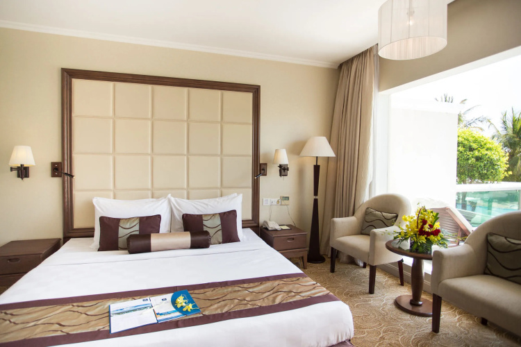 Sea Links Beach Hotel