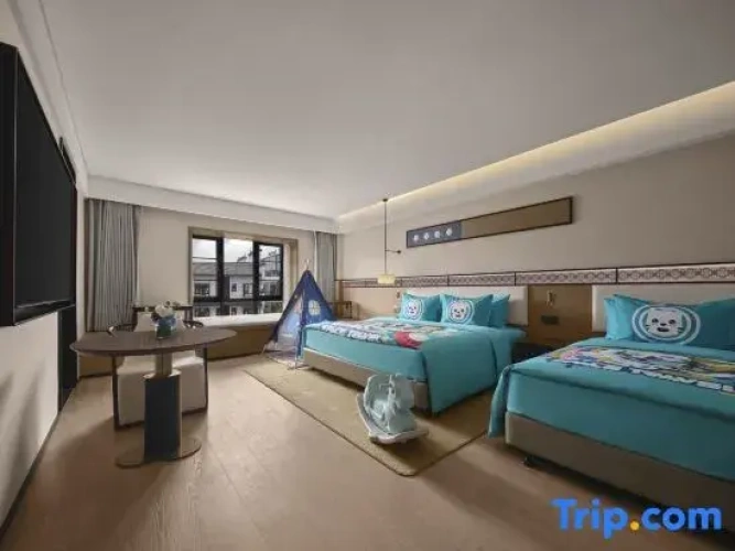 Standard Twin Family room