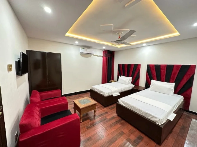 Standard Triple room