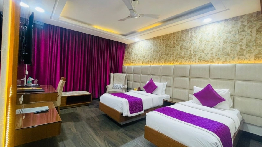 Standard Twin room