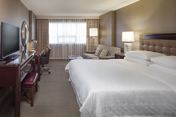 Sheraton Cavalier Calgary Hotel photo 8