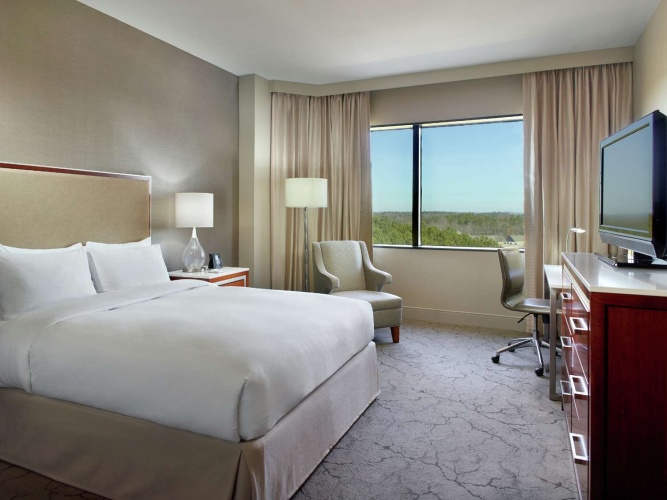 Hilton Atlanta Northeast photo 8