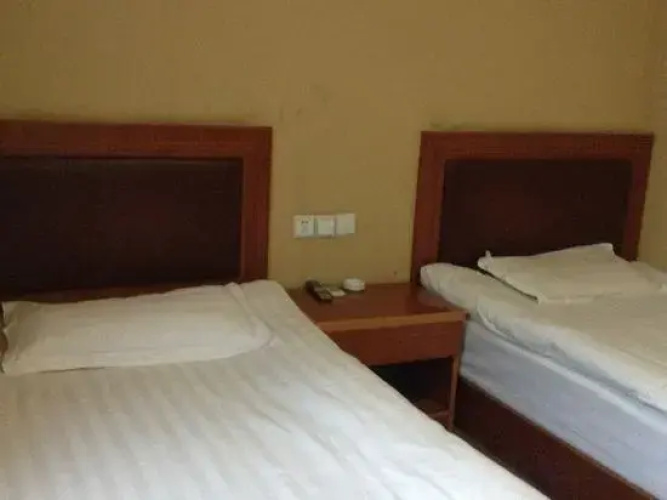 Longxian Hotel