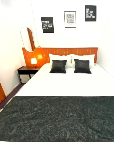 Comfort room