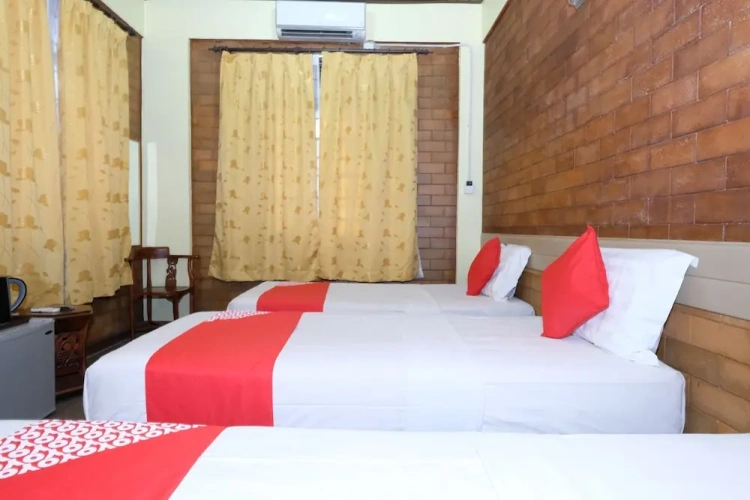 Superior Triple room